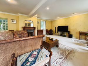 Photo 32- click for photo gallery